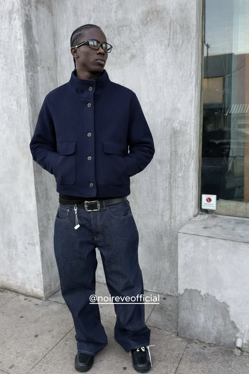 Customer wearing Noiréve