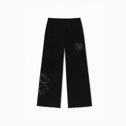 Noireve Clover Sweatsuit