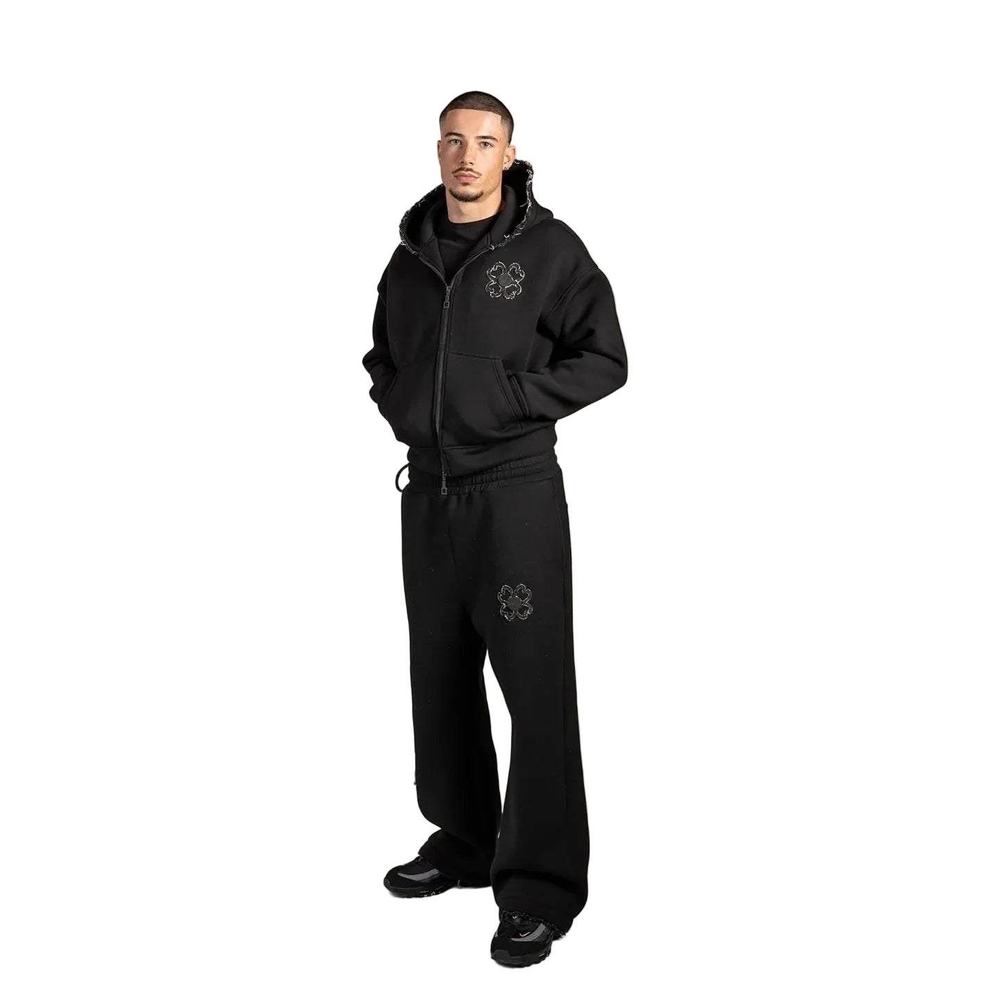 Noireve Clover Sweatsuit